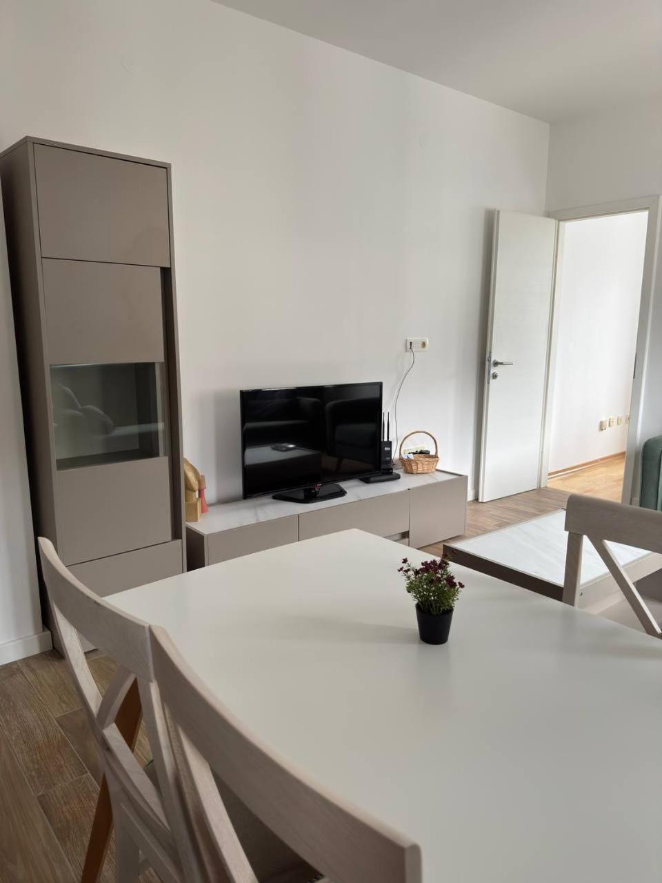 Ayca Apartman *